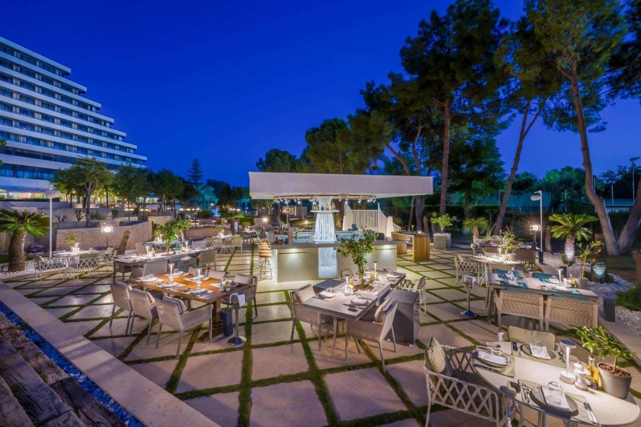 里克斯市中心酒店 安塔利亚 外观 照片 The resort's main restaurant